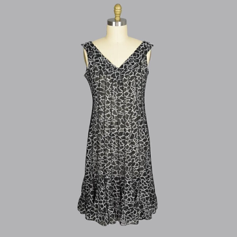 SANDRA DARREN ANIMAL PRINT SEAMED V-NECK DRESS